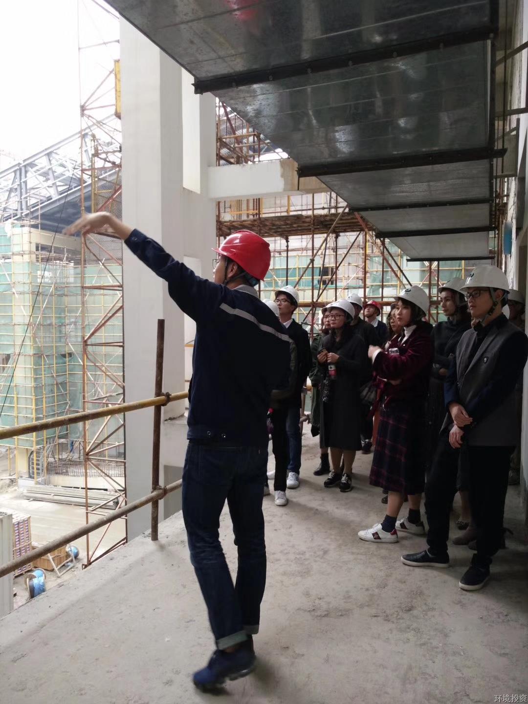 11月，4000吨污泥项目现场参观.jpg